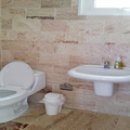 3BD condo on sandy beach, family-friendly, A/C, Wifi, cable TV, sea views