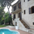 Beautiful villa with swimming pool, is rented in Roquebrune-Cap-Martin.