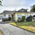 3 bds avaiable in Cantlay St, Reseda, CA 91335