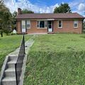 1520 W Ruritan Rd, Roanoke, VA 24012