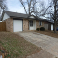 617 W Carson Dr, Mustang, OK 73064