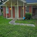 $950/mo 3bd 1ba 975sqft