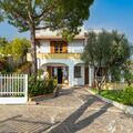 villa in vendita