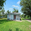 2bed 1bath house available for rent in 7739 Fairview St, Houston, TX 77041