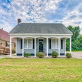 3bed 1bath available for rent in 1815 Jackson Ave, Memphis, TN 38107