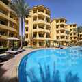 1 bedroom with pool in British Resort