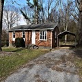 3bed 1bath available for rent in 26 Hayes St, Clarksville, TN 37040