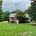 3bed 1bath house available in 733 Cross Link Rd, Raleigh, Rent $1050