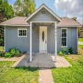 2 bd1 ba784 sqft 5413 Amherst Ave, River Oaks, TX 76114