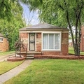24270 Scotia Rd, Oak Park, MI 48237