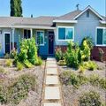 1418 Riverside Dr, Fullerton, CA 92831