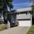 9114 Autumn Ln, La Vista, NE 68128
