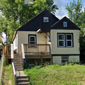 3bed 1bath house available in 2111 4th Ave N, Minneapolis. Rent $1000