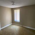 3bed 2bath available in 932 N Mooney Blvd, Visalia, CA 93291