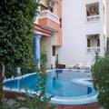 Pretty two rooms apartment located in small building with swimming pool.