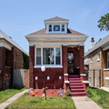 3 bed 1 bath available for rent in 7532 S Indiana Ave, Chicago, IL 60619