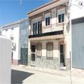 Th4040 This Well Presented Large 240m2 Build 6 Bedroom, 2 Bathroom Townhouse Boasting A Good Size Garden Is... (ref. 28885)