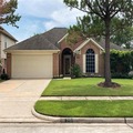 210 Leghrand Ct, League City, TX 77573