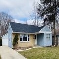 902 W Milburn Ave, Mount Prospect, IL 60056