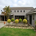 Beautiful Home with Guest Cottage in Fancourt Gardens