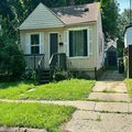1210 E Madge Ave, Hazel Park, MI 48030